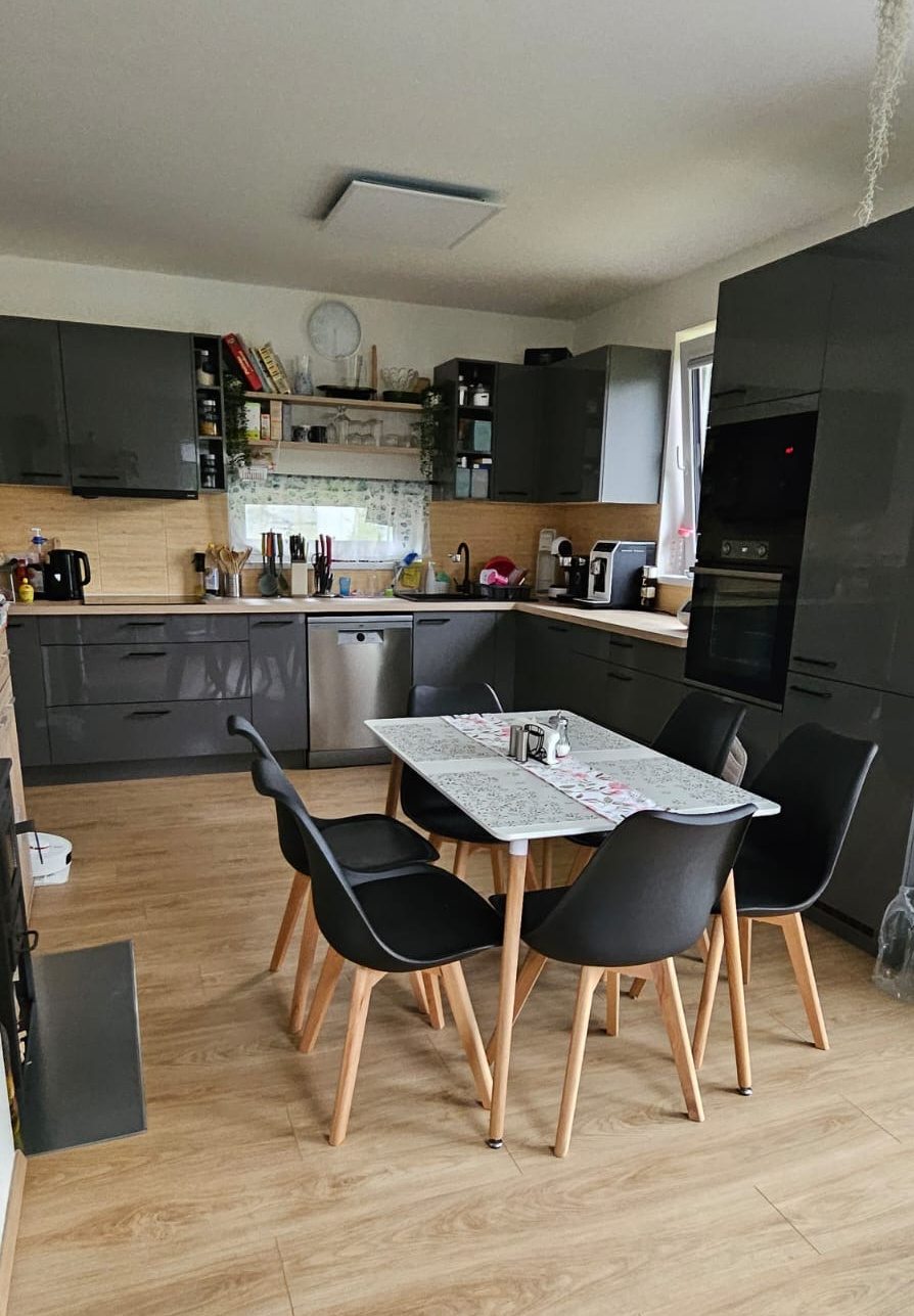 Ekonomické stavby - reference