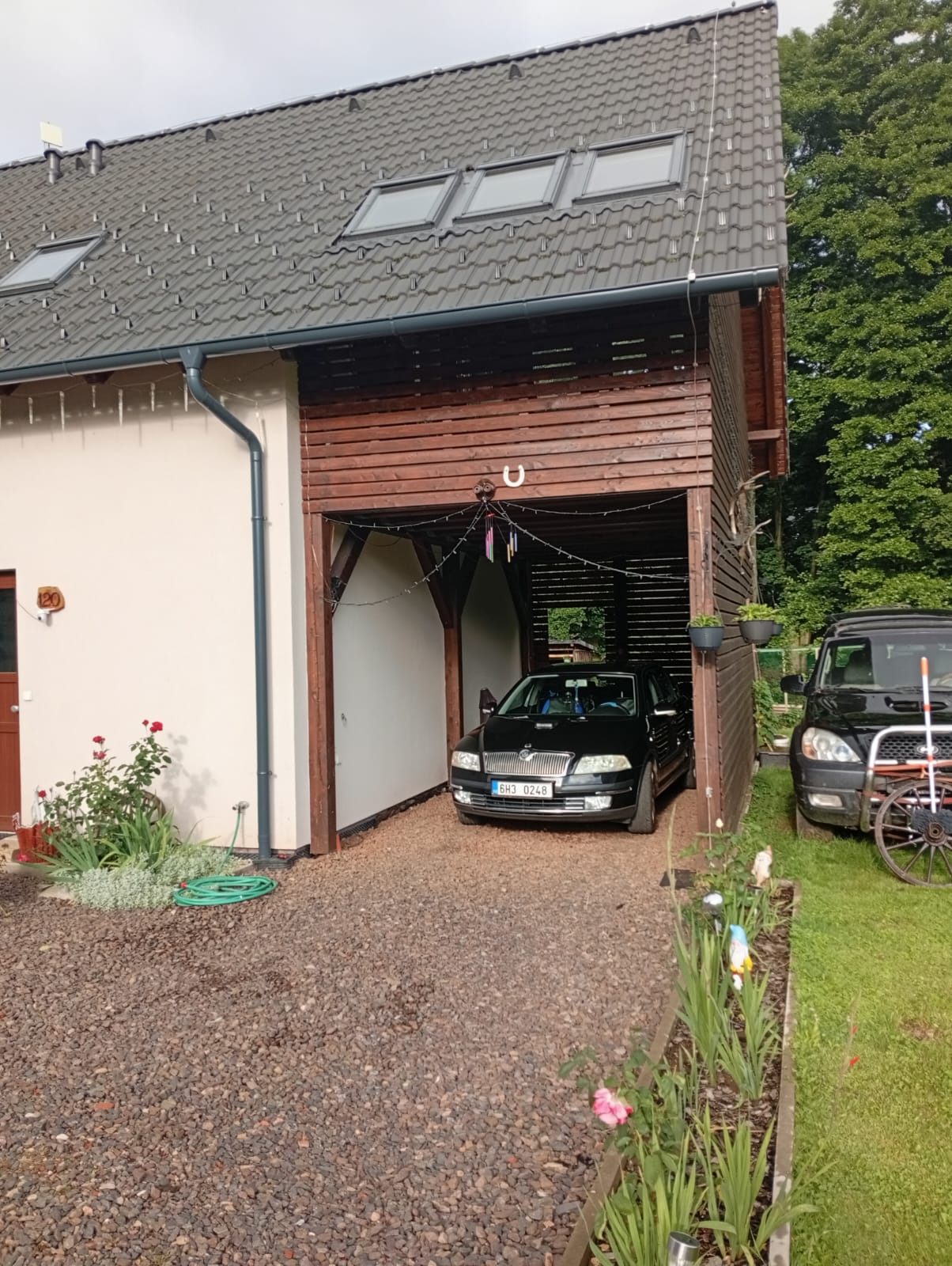 Ekonomické stavby - reference