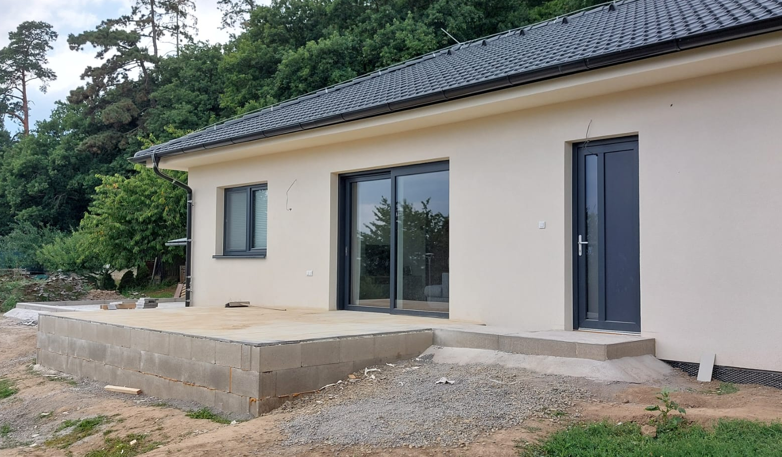 Ekonomické stavby - reference