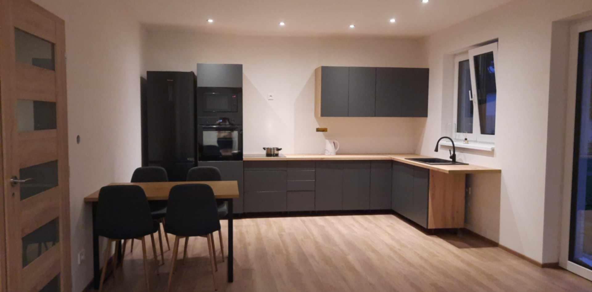 Ekonomické stavby - reference