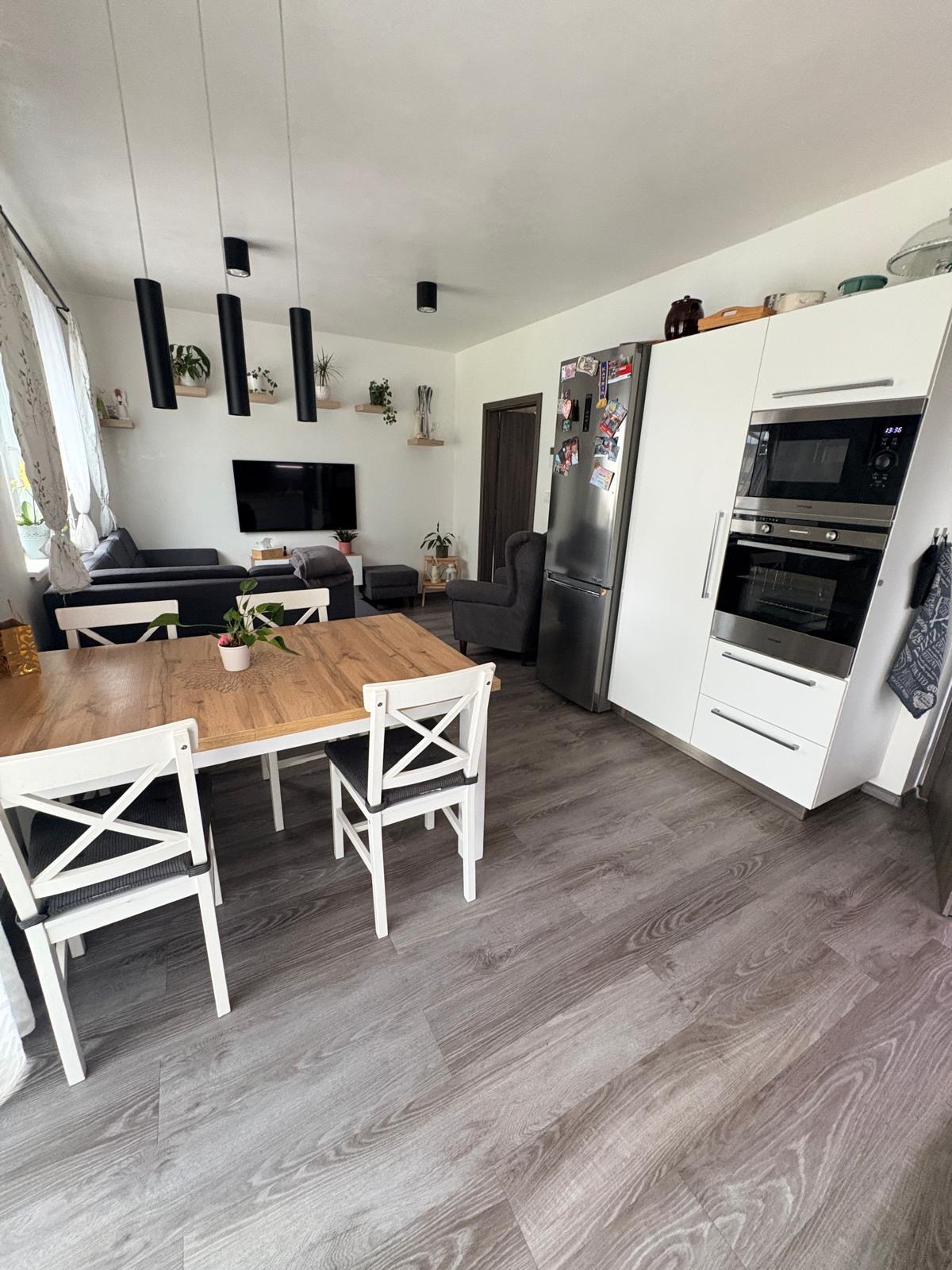 Ekonomické stavby - reference